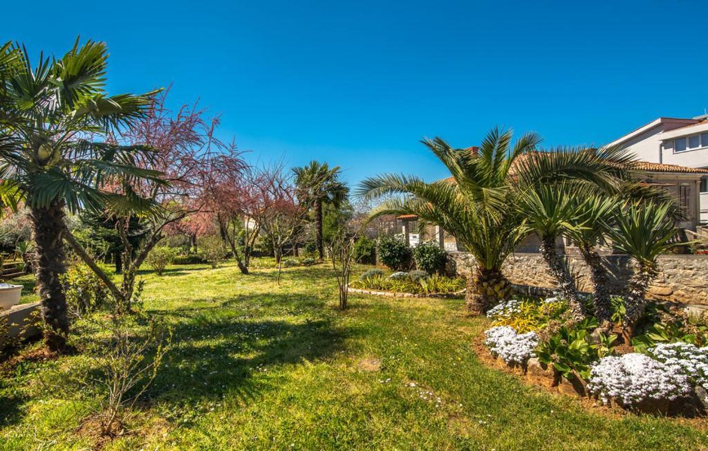 Holiday House Serenity Malinska Exterior photo